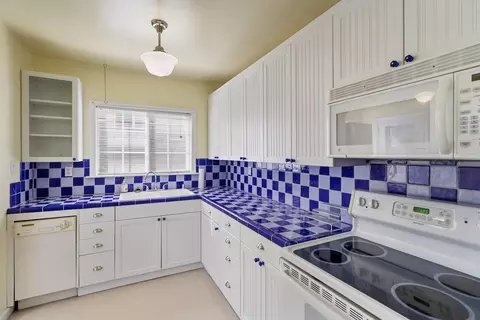 Kitchen - 2315 Butte St, Redding, CA 96001 photo 1 of 3