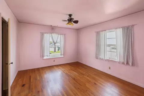 Bedroom - 2315 Butte St, Redding, CA 96001 photo 1 of 5