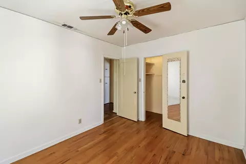 Bedroom - 2315 Butte St, Redding, CA 96001 photo 5 of 5