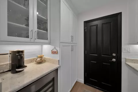 Entry Way - 1928 Bechelli Ln, Redding, CA 96002 photo 4 of 9