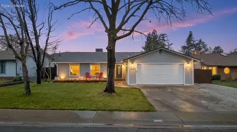 1846 Kildare Dr, Redding, CA 96001