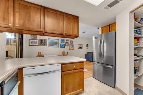 Kitchen - 3087 Northwoods Way, Redding, CA 96002 photo 4 of 4