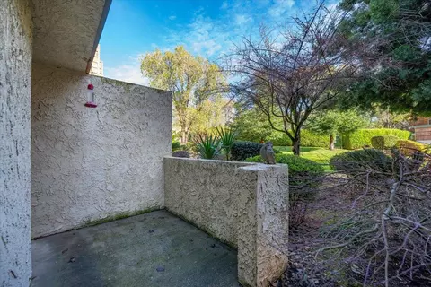 Exterior - 3087 Northwoods Way, Redding, CA 96002 photo 7 of 16