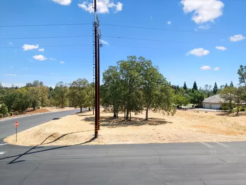 19623 San Vincente Dr, Redding, CA 96003 photo 3