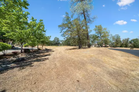 19623 San Vincente Dr, Redding, CA 96003 photo 9