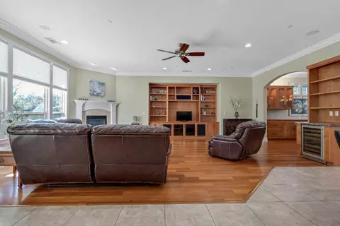 Living - 3685 Wimbledon Dr, Redding, CA 96002 photo 5 of 6