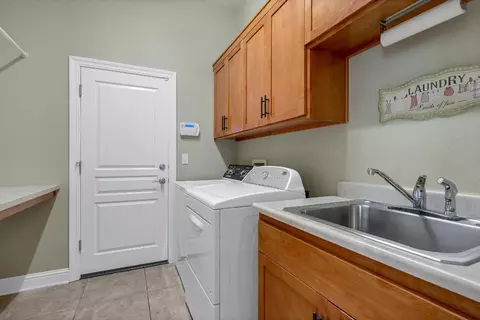 Other - 3685 Wimbledon Dr, Redding, CA 96002 photo 4 of 17