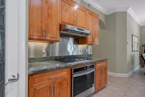 Kitchen - 3685 Wimbledon Dr, Redding, CA 96002 photo 6 of 7