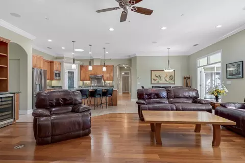 Living - 3685 Wimbledon Dr, Redding, CA 96002 photo 3 of 6