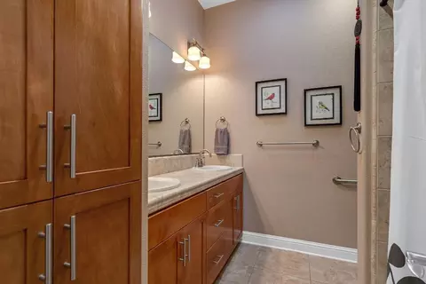 Entry Way - 3685 Wimbledon Dr, Redding, CA 96002 photo 2 of 4