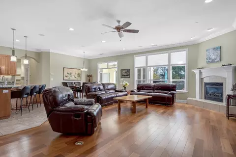 Living - 3685 Wimbledon Dr, Redding, CA 96002 photo 2 of 6
