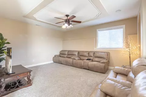 Living - 7775 Muletown Rd, Redding, CA 96001 photo 4 of 4