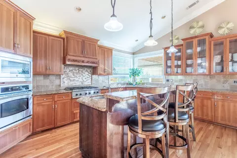 Kitchen - 7775 Muletown Rd, Redding, CA 96001 photo 1 of 5