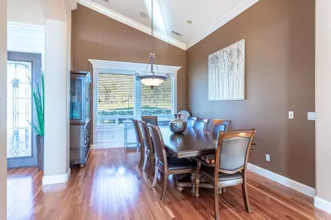 Dining - 7775 Muletown Rd, Redding, CA 96001 photo 3 of 3