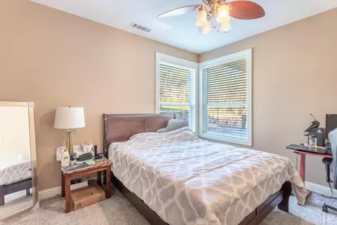 Bedroom - 7775 Muletown Rd, Redding, CA 96001 photo 3 of 5