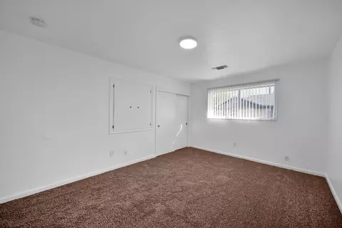 Bedroom - 1091 Del Sol Pl, Redding, CA 96002 photo 5 of 6