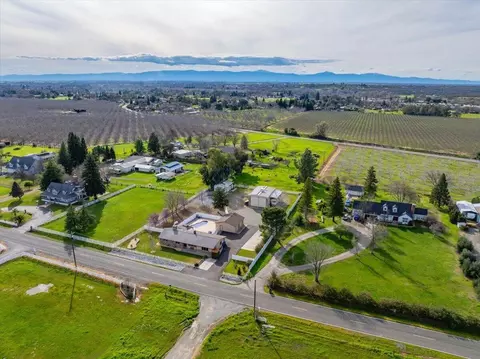 View/Area - 14115 Trinity Ave, Red Bluff, CA 96080 photo 4 of 8