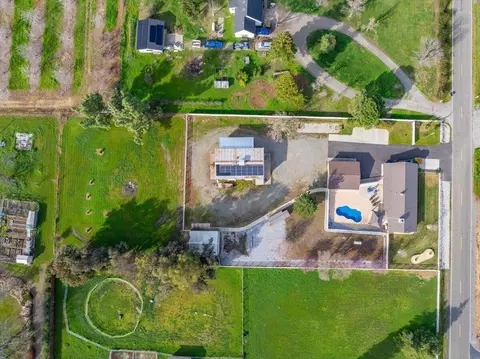 View/Area - 14115 Trinity Ave, Red Bluff, CA 96080 photo 1 of 8