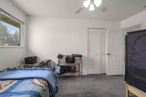 Bedroom - 20728 Old 44 Dr, Redding, CA 96003 photo 2 of 8