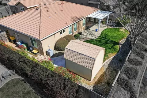 Exterior - 751 Woodacre Dr, Redding, CA 96002 photo 6 of 7