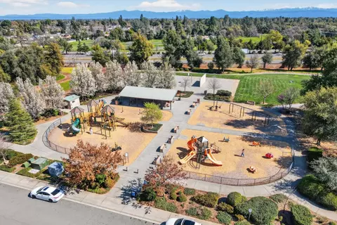 View/Area - 751 Woodacre Dr, Redding, CA 96002 photo 4 of 4