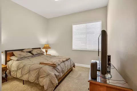 Bedroom - 751 Woodacre Dr, Redding, CA 96002 photo 4 of 5