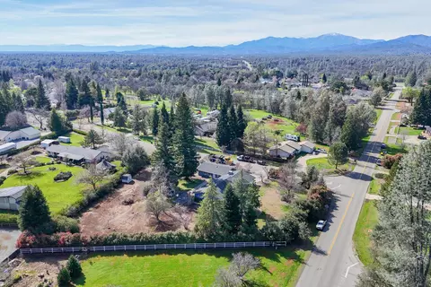 View/Area - 19767 Paso Robles Ave, Redding, CA 96003 photo 4 of 5