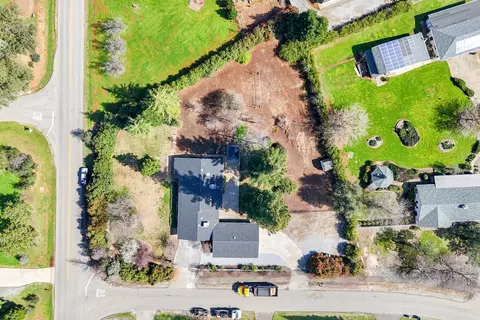 View/Area - 19767 Paso Robles Ave, Redding, CA 96003 photo 5 of 5