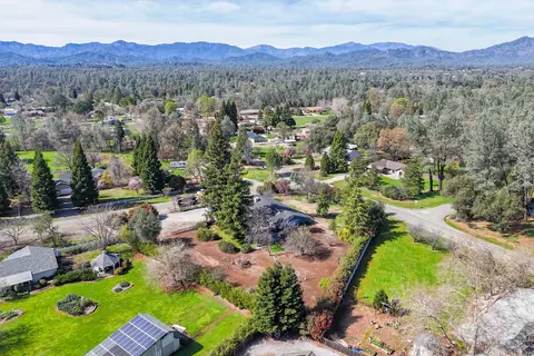 View/Area - 19767 Paso Robles Ave, Redding, CA 96003 photo 3 of 5