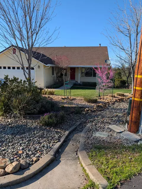 19640 Feather Falls Pl, Cottonwood, CA 96022