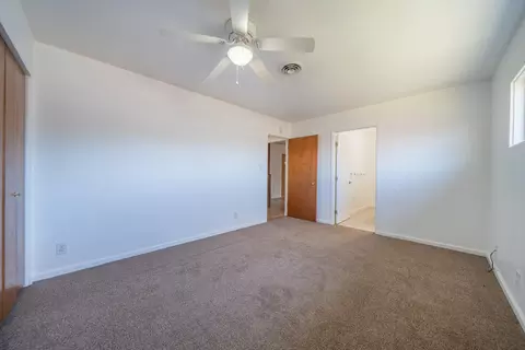 Bedroom - 2340 Wilsey Dr, Redding, CA 96001 photo 4 of 6