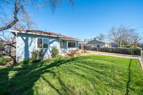 Exterior - 2340 Wilsey Dr, Redding, CA 96001 photo 3 of 7