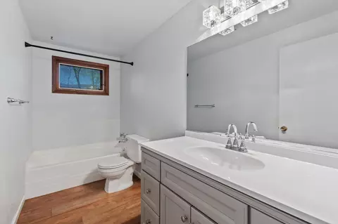 Bath - 8003 Narrows Way, Redding, CA 96001 photo 2 of 2