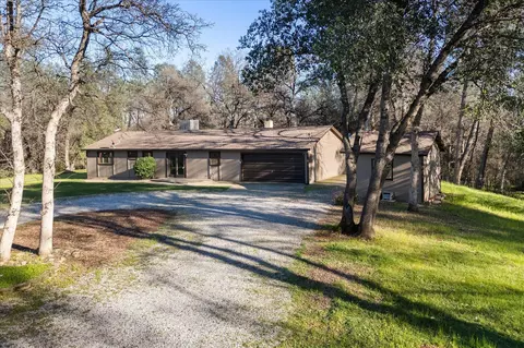 Exterior - 8003 Narrows Way, Redding, CA 96001 photo 2 of 15