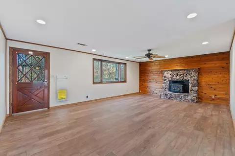 Living - 8003 Narrows Way, Redding, CA 96001 photo 1 of 4