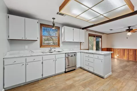 Kitchen - 8003 Narrows Way, Redding, CA 96001 photo 3 of 3