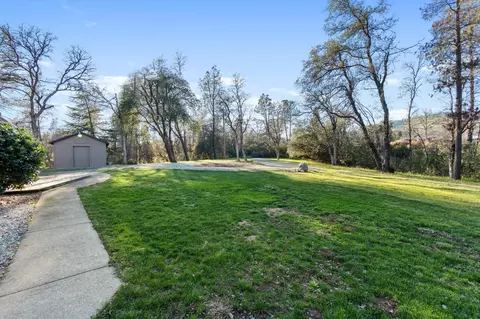 Exterior - 8003 Narrows Way, Redding, CA 96001 photo 14 of 15