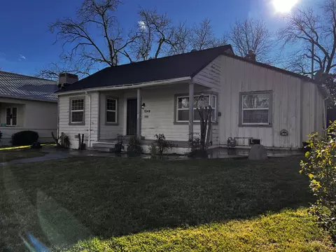 Exterior - 1549 Jackson St, Red Bluff, CA 96080 photo 4 of 7