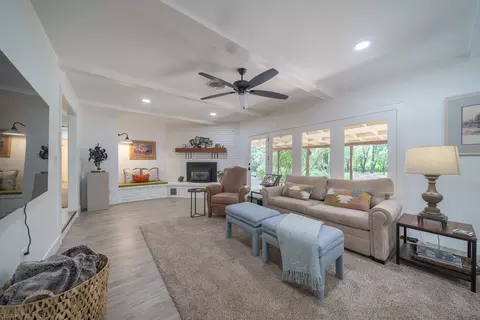 Living - 10587 Quail Hollow Dr, Redding, CA 96003 photo 1 of 3