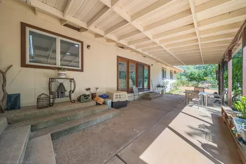 Exterior - 10587 Quail Hollow Dr, Redding, CA 96003 photo 2 of 20