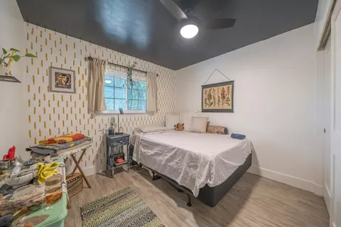 Bedroom - 10587 Quail Hollow Dr, Redding, CA 96003 photo 3 of 3