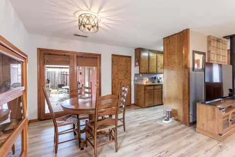 Dining - 2728 Jasmine Way, Redding, CA 96002 photo 2 of 2