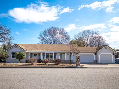 7331 Jonella Way, Redding, CA 96003