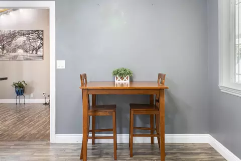 Dining - 8641 Redbank Rd, Redding, CA 96001 photo 1 of 1