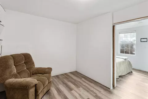 Bedroom - 8641 Redbank Rd, Redding, CA 96001 photo 7 of 8