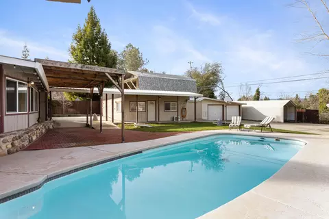 Exterior - 8641 Redbank Rd, Redding, CA 96001 photo 2 of 12