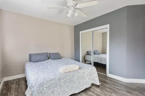 Bedroom - 8641 Redbank Rd, Redding, CA 96001 photo 5 of 8