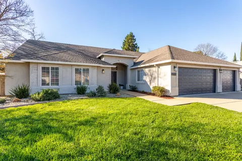 2995 Henrys Fork Dr, Redding, CA 96002 photo 3