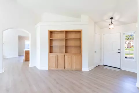 2995 Henrys Fork Dr, Redding, CA 96002 photo 9