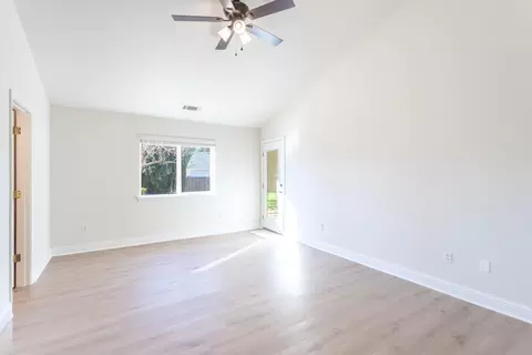 2995 Henrys Fork Dr, Redding, CA 96002 photo 16